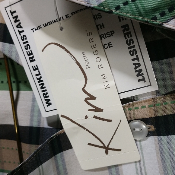 SOLD  Kim Rogers Woman's Plaid Top Button Front Wrinkle Resists 3/4 Sleeves NWT. - Picture 9 of 12